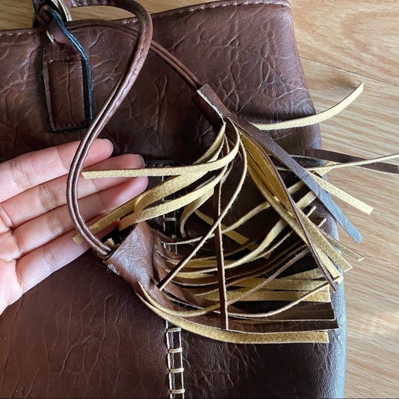 Weimeibaige Connie Wilderness Brown Vegan Leather Tote Bag - Picture 5 of 11